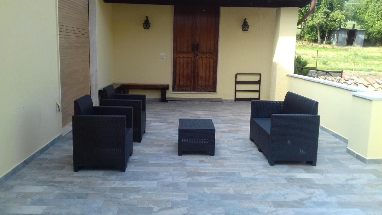 Locanda Cavallo Bianco - Affittacamere Robella Exterior foto